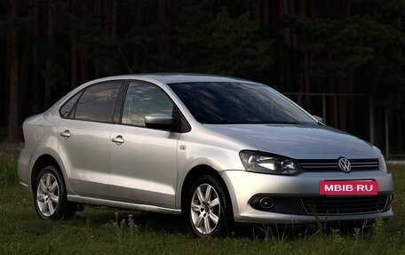 Volkswagen Polo VI (EU Market), 2012 год, 630 000 рублей, 3 фотография