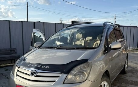 Toyota Corolla Spacio II, 2005 год, 710 000 рублей, 1 фотография