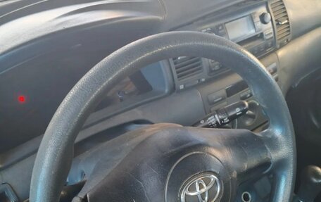 Toyota Corolla, 2005 год, 357 000 рублей, 10 фотография