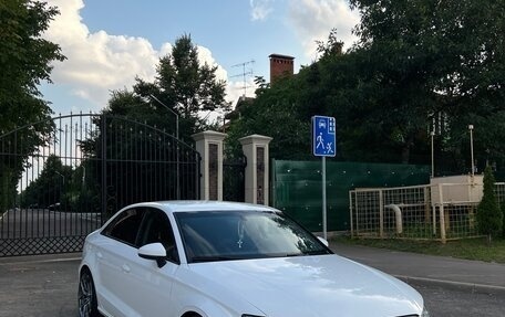 Audi A3, 2018 год, 1 585 000 рублей, 3 фотография