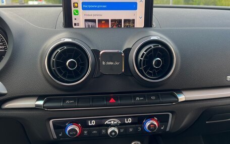 Audi A3, 2018 год, 1 585 000 рублей, 13 фотография