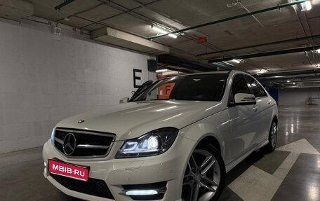 Mercedes-Benz C-Класс, 2011 год, 1 590 000 рублей, 1 фотография