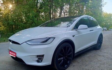 Tesla Model X I, 2016 год, 3 600 000 рублей, 1 фотография
