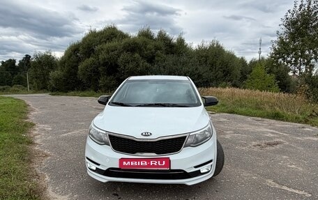 KIA Rio III рестайлинг, 2015 год, 725 000 рублей, 1 фотография