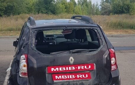 Renault Duster I рестайлинг, 2014 год, 300 000 рублей, 1 фотография