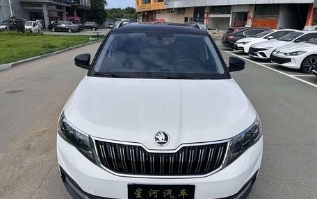 Skoda Kamiq I, 2022 год, 1 750 800 рублей, 2 фотография