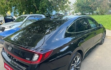 Hyundai Sonata VIII, 2022 год, 2 300 000 рублей, 5 фотография