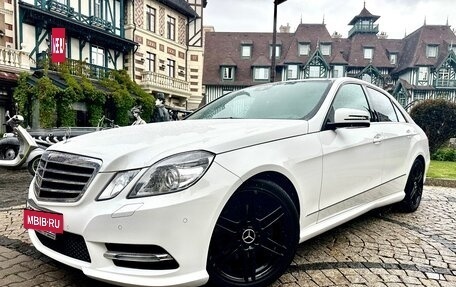Mercedes-Benz E-Класс, 2012 год, 1 850 000 рублей, 10 фотография