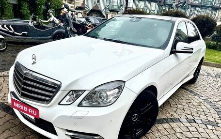 Mercedes-Benz E-Класс, 2012 год, 1 850 000 рублей, 15 фотография
