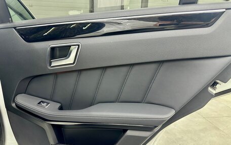 Mercedes-Benz E-Класс, 2012 год, 1 850 000 рублей, 31 фотография
