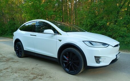 Tesla Model X I, 2016 год, 3 600 000 рублей, 5 фотография