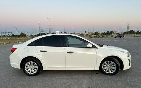 Chevrolet Cruze II, 2014 год, 890 000 рублей, 7 фотография