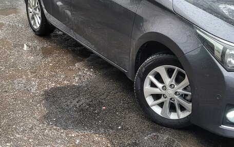 Toyota Corolla, 2013 год, 1 300 000 рублей, 3 фотография