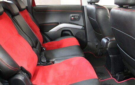 Mitsubishi Outlander III рестайлинг 3, 2012 год, 1 295 000 рублей, 12 фотография