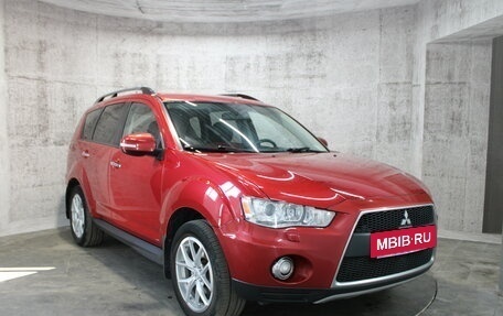 Mitsubishi Outlander III рестайлинг 3, 2012 год, 1 295 000 рублей, 3 фотография