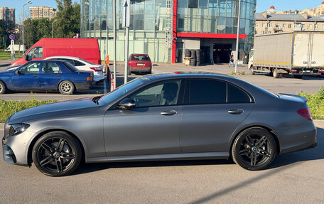 Mercedes-Benz E-Класс, 2017 год, 3 180 000 рублей, 7 фотография