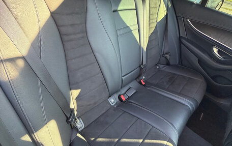 Mercedes-Benz E-Класс, 2017 год, 3 180 000 рублей, 22 фотография