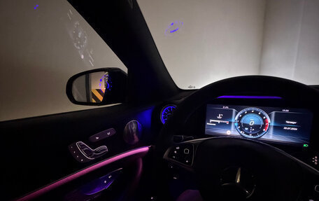 Mercedes-Benz E-Класс, 2017 год, 3 180 000 рублей, 33 фотография