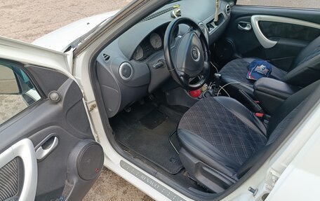 Renault Logan I, 2011 год, 385 000 рублей, 4 фотография