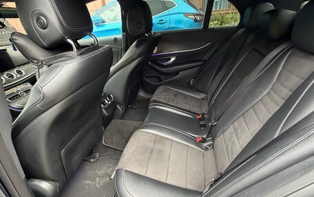 Mercedes-Benz E-Класс, 2018 год, 3 450 000 рублей, 12 фотография