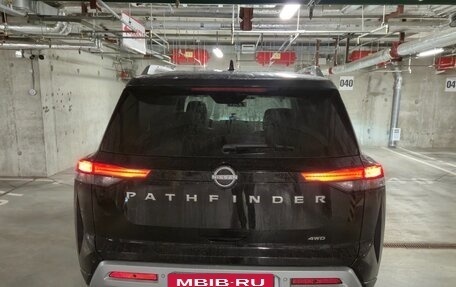 Nissan Pathfinder, 2021 год, 5 100 000 рублей, 5 фотография