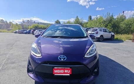 Toyota Aqua I, 2018 год, 999 000 рублей, 2 фотография