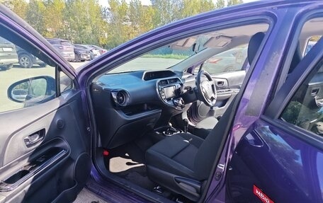 Toyota Aqua I, 2018 год, 999 000 рублей, 12 фотография