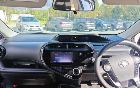 Toyota Aqua I, 2018 год, 999 000 рублей, 13 фотография