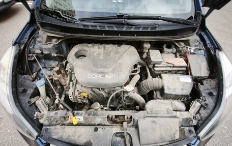 Hyundai Elantra V, 2012 год, 900 000 рублей, 11 фотография