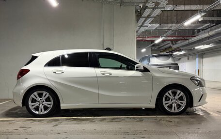 Mercedes-Benz A-Класс, 2016 год, 1 670 000 рублей, 10 фотография