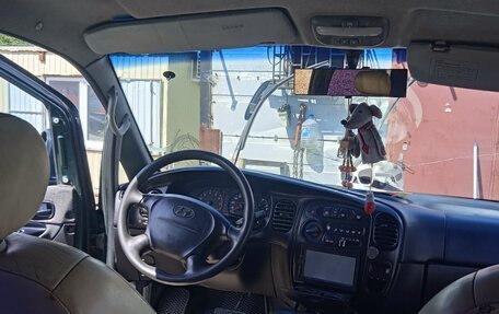 Hyundai H-1 II рестайлинг, 1999 год, 620 000 рублей, 3 фотография
