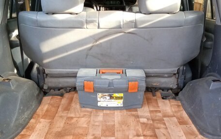 Toyota Land Cruiser Prado 90 рестайлинг, 1998 год, 750 000 рублей, 6 фотография