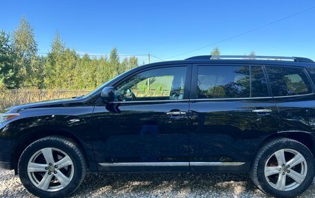 Toyota Highlander III, 2011 год, 1 390 000 рублей, 3 фотография