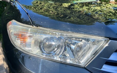 Toyota Highlander III, 2011 год, 1 390 000 рублей, 6 фотография