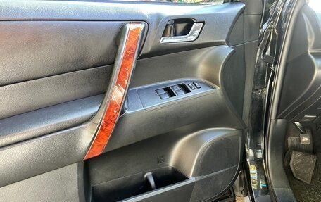 Toyota Highlander III, 2011 год, 1 390 000 рублей, 13 фотография