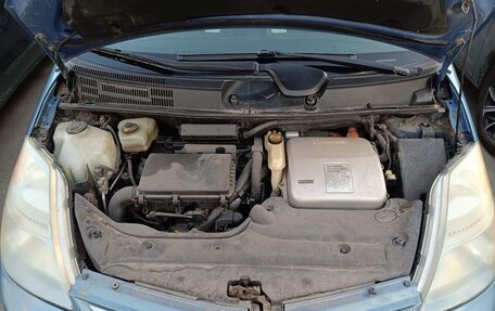 Toyota Prius, 2006 год, 650 000 рублей, 9 фотография