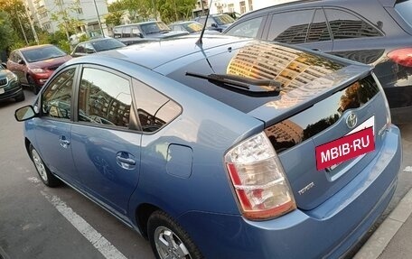 Toyota Prius, 2006 год, 650 000 рублей, 5 фотография