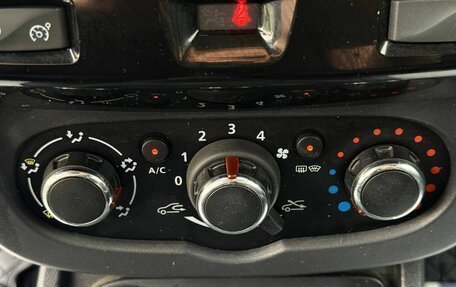 Renault Duster I рестайлинг, 2017 год, 1 200 000 рублей, 18 фотография
