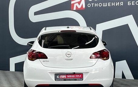 Opel Astra J, 2010 год, 729 900 рублей, 5 фотография