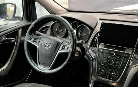 Opel Astra J, 2010 год, 729 900 рублей, 9 фотография