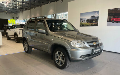 Chevrolet Niva I рестайлинг, 2013 год, 580 000 рублей, 3 фотография
