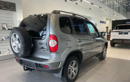 Chevrolet Niva I рестайлинг, 2013 год, 580 000 рублей, 6 фотография
