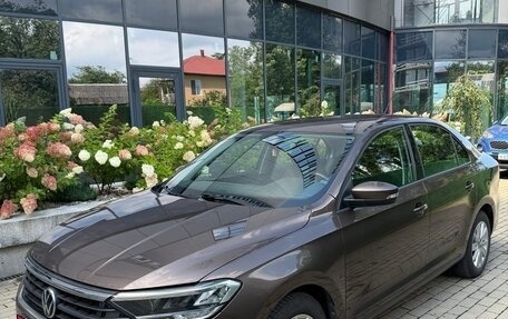 Volkswagen Polo VI (EU Market), 2021 год, 1 650 000 рублей, 2 фотография