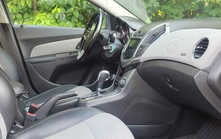 Chevrolet Cruze II, 2013 год, 598 000 рублей, 13 фотография