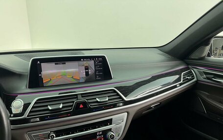 BMW 7 серия, 2019 год, 6 510 000 рублей, 18 фотография
