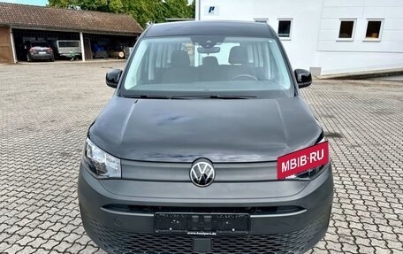 Volkswagen Caddy IV, 2023 год, 3 250 000 рублей, 2 фотография