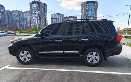 Toyota Land Cruiser 200, 2015 год, 3 950 000 рублей, 2 фотография