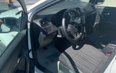 Volkswagen Polo VI (EU Market), 2017 год, 850 000 рублей, 7 фотография