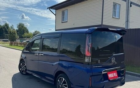 Honda Stepwgn IV, 2015 год, 1 985 000 рублей, 1 фотография