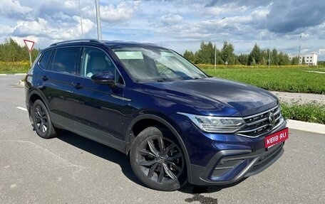 Volkswagen Tiguan II, 2021 год, 3 500 000 рублей, 1 фотография